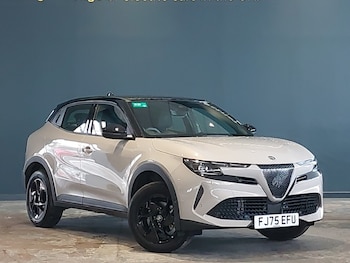 Used Alfa Romeo Junior 2025 for sale - 77663977: Photo