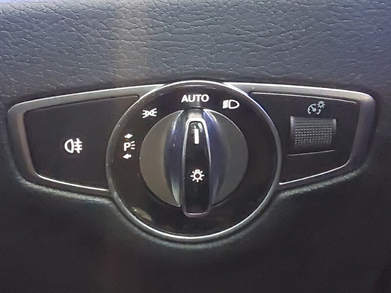 Used Mercedes-Benz E Class 2019 for sale - 77947520: Photo 19