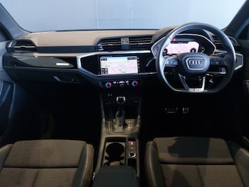 Used Audi Q3 2023 for sale - 76078489: Photo 2