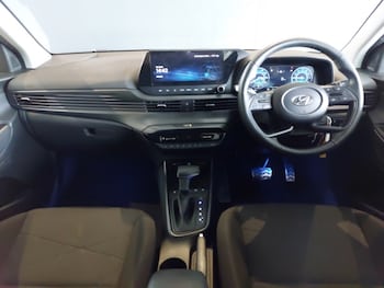 Used Hyundai BAYON 2023 for sale - 79477233: Photo