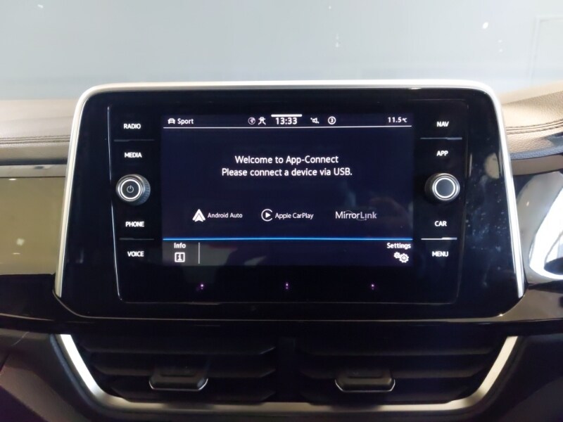 Used Volkswagen T-Roc 2022 for sale - 77568915: Photo 14