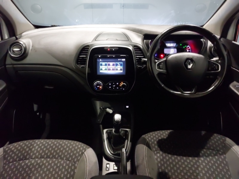 Used Renault Captur 2017 for sale - 77439389: Photo 2