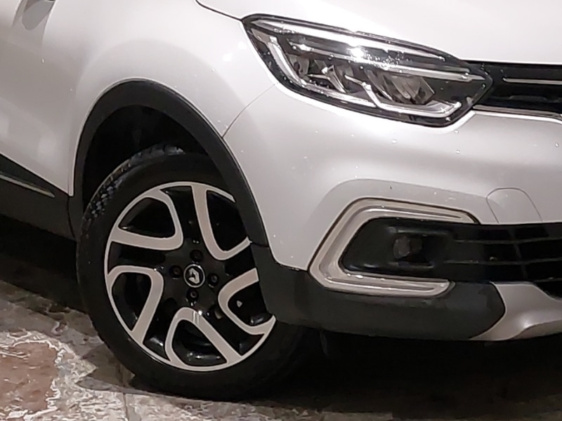 Used Renault Captur 2017 for sale - 77439389: Photo 9