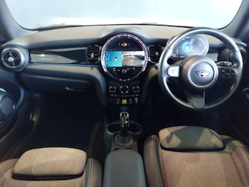 Used MINI Hatch 2023 for sale - 79298638: Photo