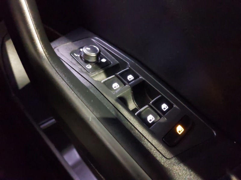 Used Volkswagen T-Roc 2022 for sale - 78148947: Photo 19