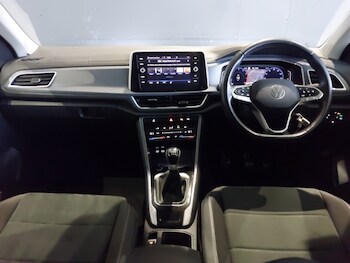 Used Volkswagen T-Roc 2022 for sale - 78148947: Photo