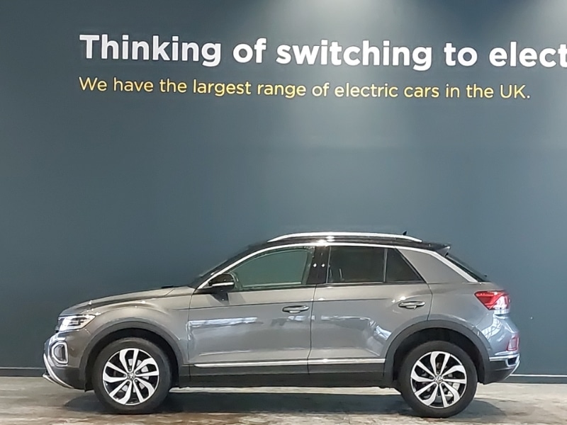 Used Volkswagen T-Roc 2022 for sale - 78148947: Photo 4