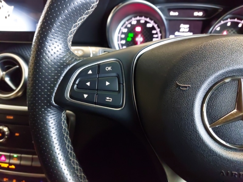 Used Mercedes-Benz A-Class 2018 for sale - 76331784: Photo 10