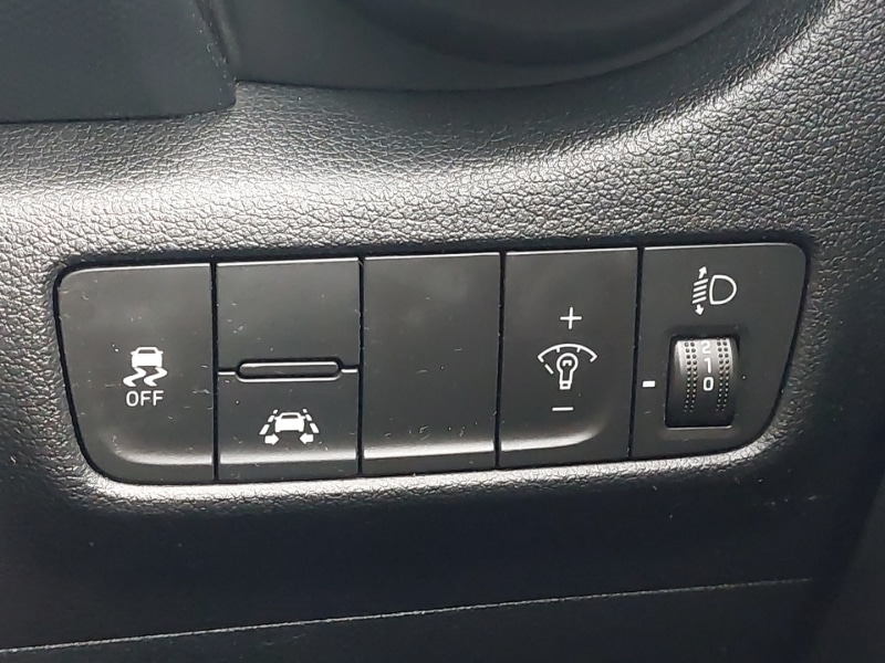 Used Hyundai KONA 2018 for sale - 77299700: Photo 19