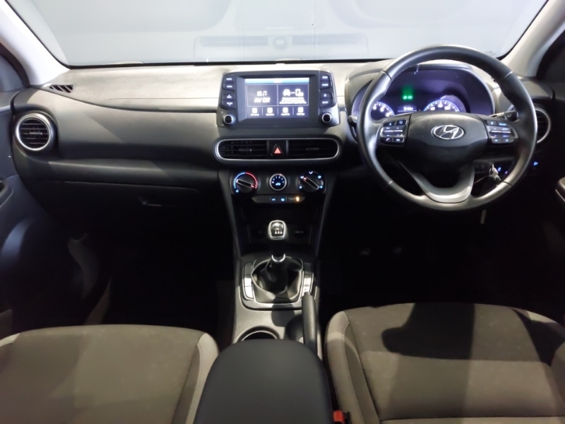 Used Hyundai KONA 2018 for sale - 77299700: Photo 2