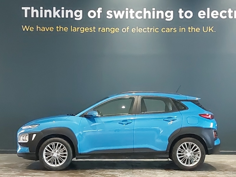 Used Hyundai KONA 2018 for sale - 77299700: Photo 4