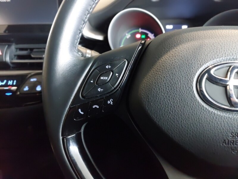 Used Toyota C-HR 2023 for sale - 77663987: Photo 10