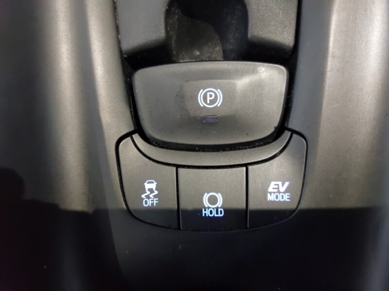 Used Toyota C-HR 2023 for sale - 77663987: Photo 18