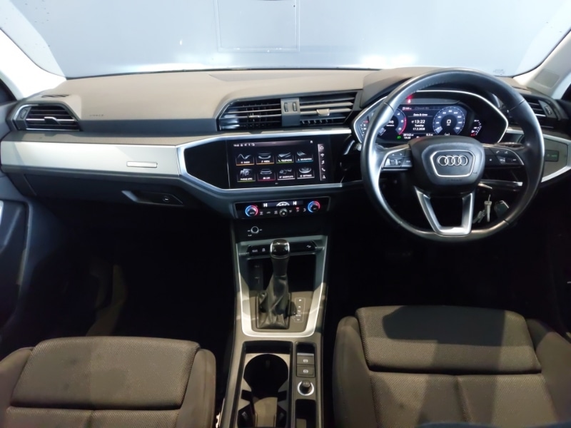 Used Audi Q3 2019 for sale - 77579905: Photo 2