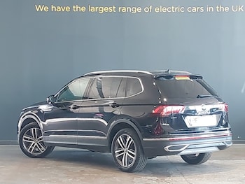 Used Volkswagen Tiguan Allspace 2023 for sale - 79223774: Photo