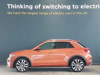 Used Volkswagen T-Roc 2019 for sale - 78013122: Photo