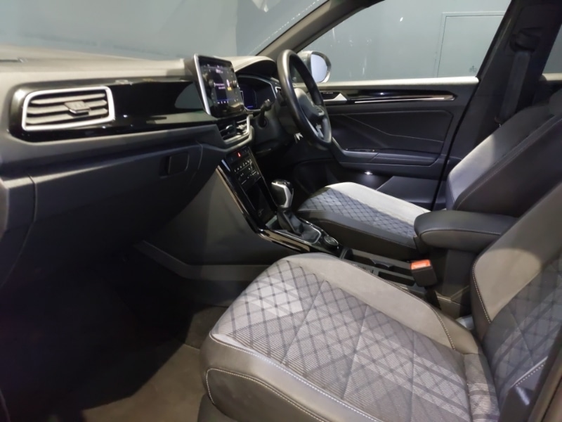 Used Volkswagen T-Roc 2024 for sale - 77265288: Photo 5