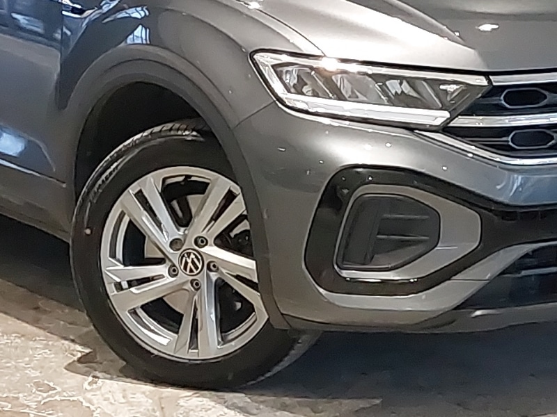 Used Volkswagen T-Roc 2024 for sale - 77265288: Photo 9