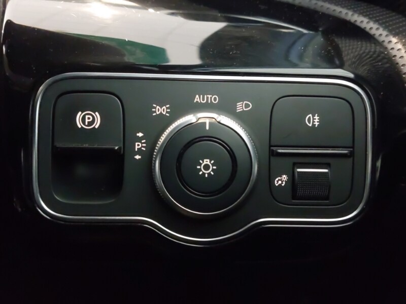 Used Mercedes-Benz A-Class 2019 for sale - 77964074: Photo 18