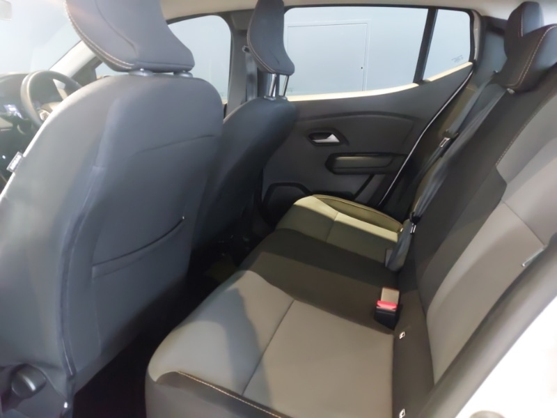 Used Dacia Sandero Stepway 2024 for sale - 77197687: Photo 6