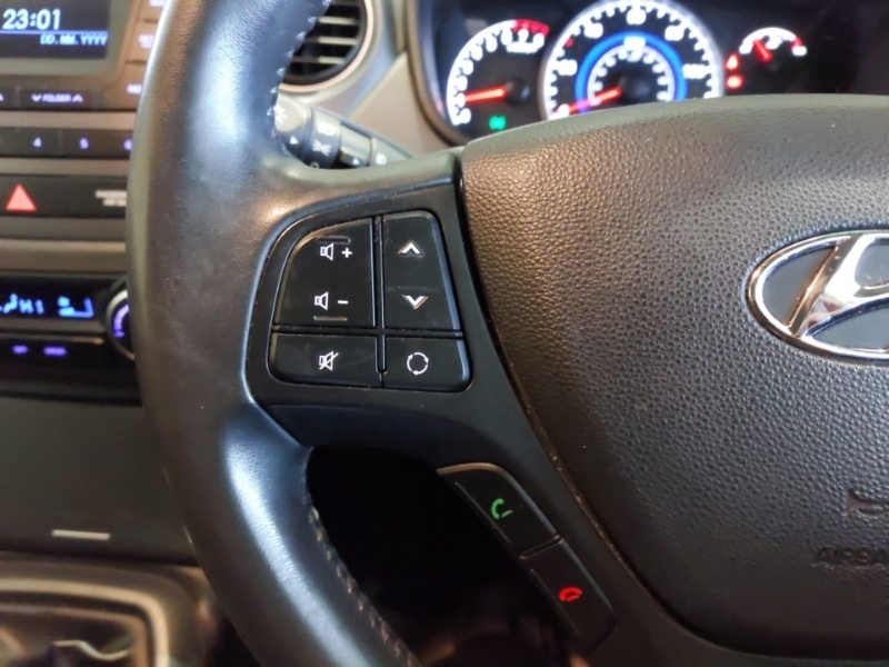 Used Hyundai i10 2017 for sale - 77371180: Photo 10