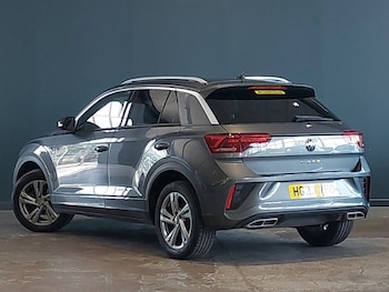 Used Volkswagen T-Roc 2023 for sale - 79481079: Photo