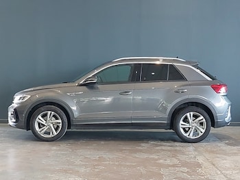 Used Volkswagen T-Roc 2023 for sale - 79481079: Photo