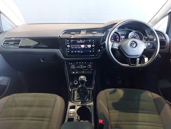 Used Volkswagen Touran 2020 for sale - 78126088: Photo