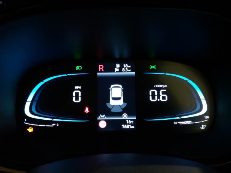 Used Hyundai i10 2024 for sale - 77548700: Photo 17