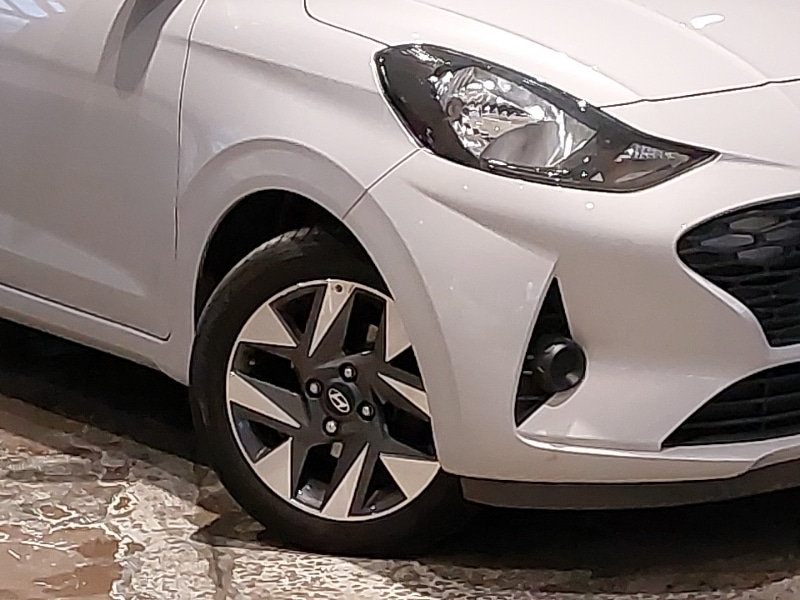 Used Hyundai i10 2024 for sale - 77548700: Photo 9