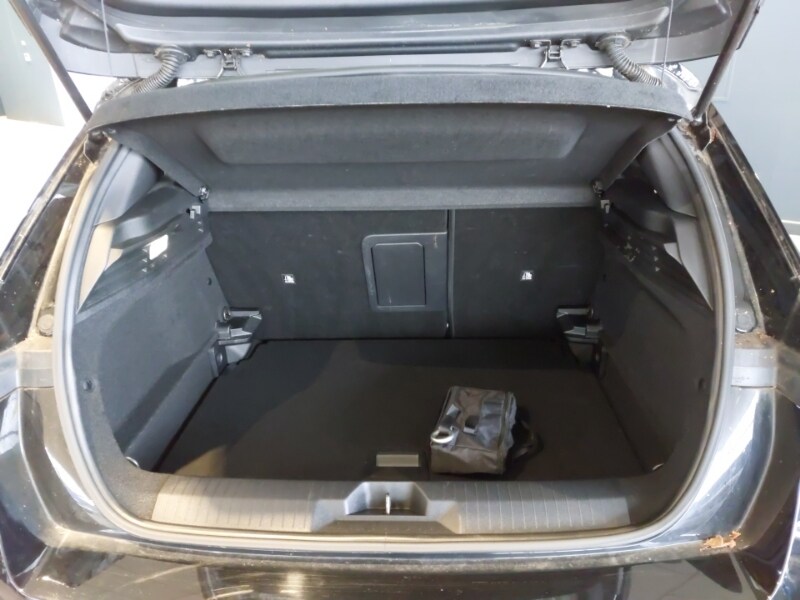 Used Vauxhall Astra 2022 for sale - 77907328: Photo 8