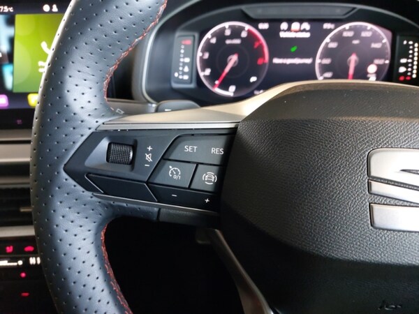 Used SEAT Arona 2024 for sale - 76071063: Photo 10