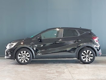 Used Renault Captur 2023 for sale - 79420306: Photo