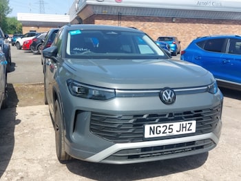 Used Volkswagen Touran 2025 for sale - 78693174: Photo