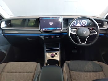 Used Volkswagen Touran 2025 for sale - 78693174: Photo