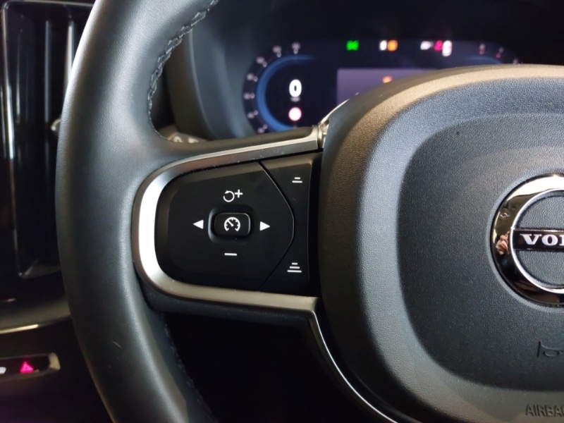 Used Volvo XC60 2024 for sale - 76906549: Photo 10