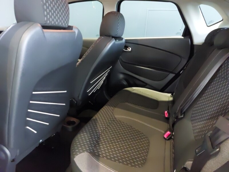 Used Renault Captur 2018 for sale - 76492935: Photo 6