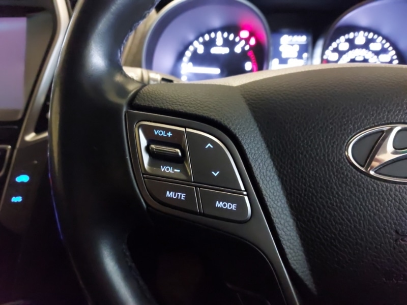 Used Hyundai Santa Fe 2018 for sale - 77815373: Photo 10