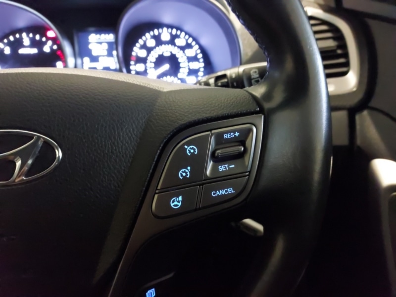 Used Hyundai Santa Fe 2018 for sale - 77815373: Photo 11