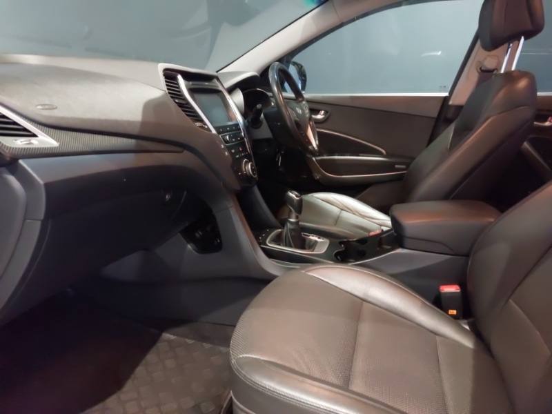 Used Hyundai Santa Fe 2018 for sale - 77815373: Photo 5