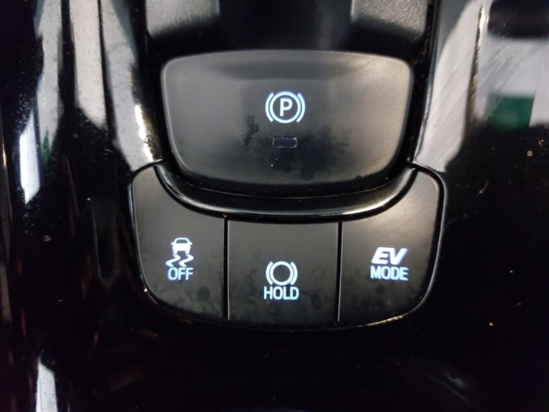 Used Toyota C-HR 2023 for sale - 77750536: Photo 18