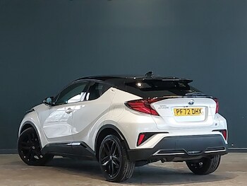 Used Toyota C-HR 2023 for sale - 77815349: Photo