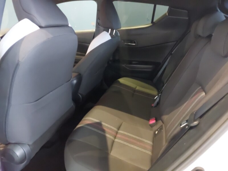 Used Toyota C-HR 2023 for sale - 77815349: Photo 6