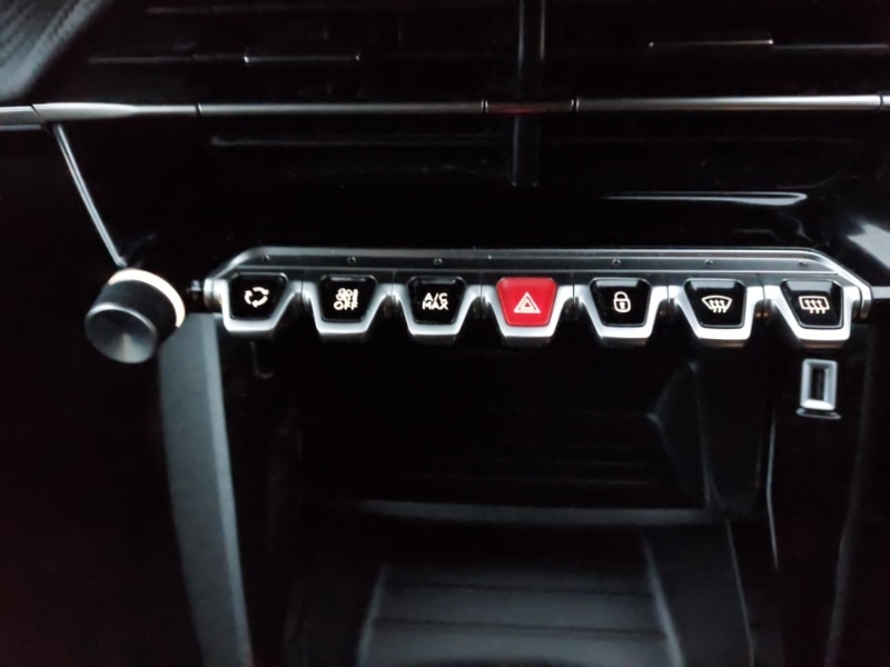 Used Peugeot 2008 2022 for sale - 77304247: Photo 16