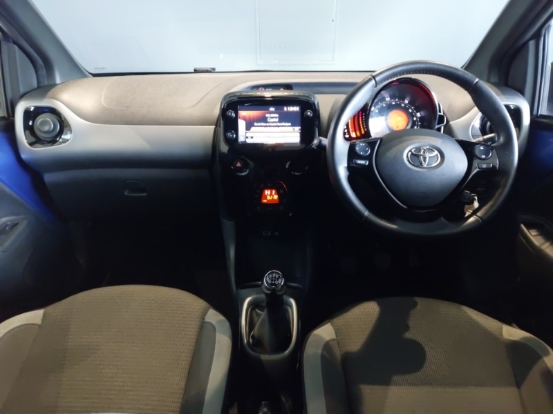 Used Toyota AYGO 2021 for sale - 77648650: Photo 2