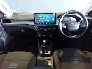 Used Ford Focus 2023 for sale - 79157402: Photo