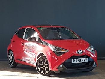 2020 - 1.0 VVT-i X-Trend TSS 5dr x-shift