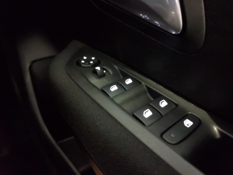 Used Peugeot 208 2022 for sale - 77304251: Photo 19