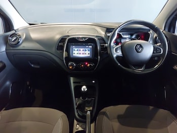 Used Renault Captur 2016 for sale - 75539263: Photo