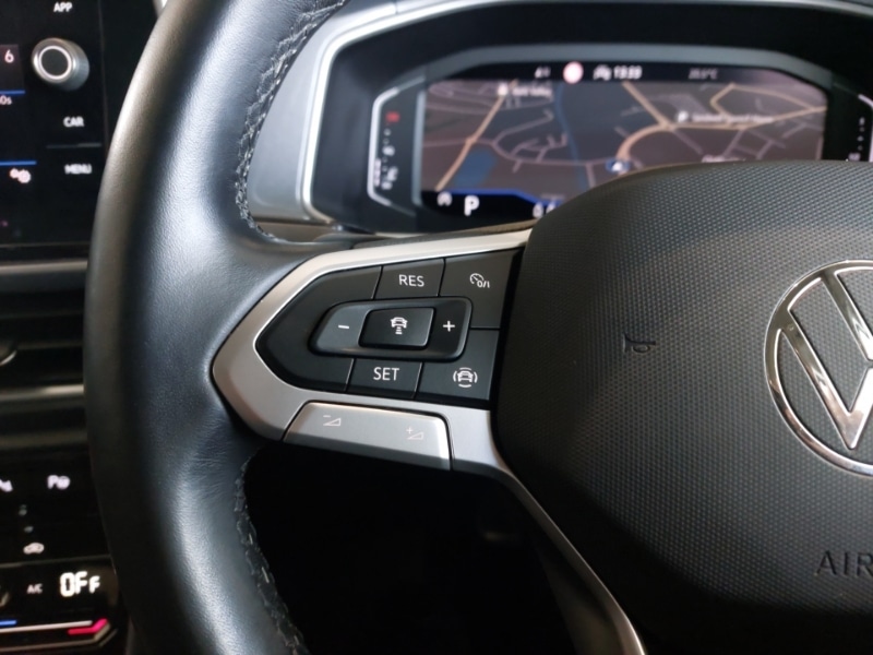 Used Volkswagen T-Roc 2022 for sale - 76906545: Photo 10